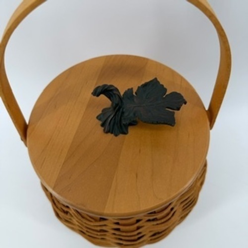 Longaberger Woodcrafts Woven Barrel Basket with Wood Lid and Metal Leaf Handle - Picture 2 of 11